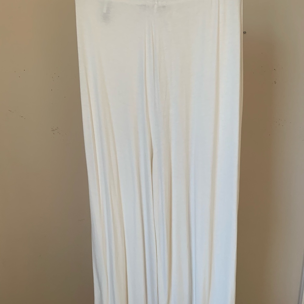 white palazzo pants